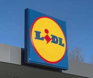 Diesen Montessori-Lernturm für Kinder gibt es bei Lidl zum Schnäppchenpreis