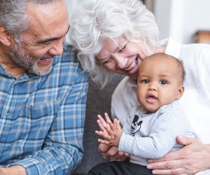 31 Glückwünsche zum Enkelkind: Oma & Opa werden ist das Größte!