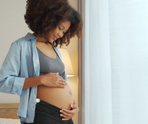 Schwangerschafts­kalender: SSW berechnen und alle Wochen im Überblick