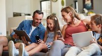 Family Card bei Telekom, Vodafone & o2: So sparen Familien richtig viel Geld beim Handyvertrag