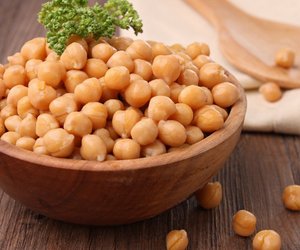 Kichererbsen roh essen: Warum sind sie ungekocht unverträglich?