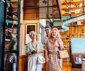 Mit über 60 fit, aktiv & selbstbestimmt: Diese 7 Anzeichen sagen dir, dass’s klappt