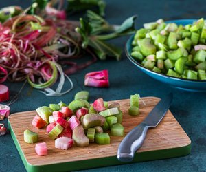 Ist Rhabarber giftig? Menge und Zubereitung entscheiden
