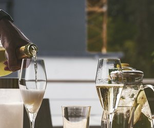 Ist Sekt vegan und wie finde ich es heraus?