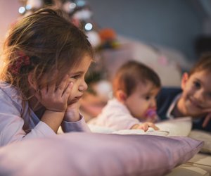 Eltern-Hack: Zuckersüße Weihnacht, bitterer Streit? 5 Tipps gegen Kinderzoff