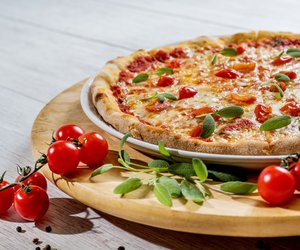 Vergiss den Pizzaofen! Mit deiner Heißluftfritteuse gelingt dir die perfekte Homemade-Pizza