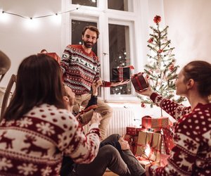 13 richtig nützliche Geschenkideen fürs Schrottwichteln: Die wollen alle garantiert haben!