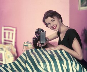 8 traditionelle Boomer-Hobbys, die die Gen Z und Millennials wiederentdeckt haben