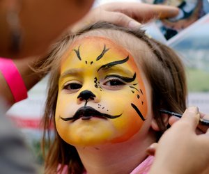 Kinderschminke im Test: Diese Schadstoffe sind problematisch – und die besten sicheren Marken