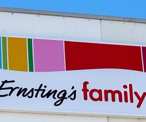 Hol dir den Sommer nach Hause: Die Erdbeer-Kuchenplatte, die alle begeistert